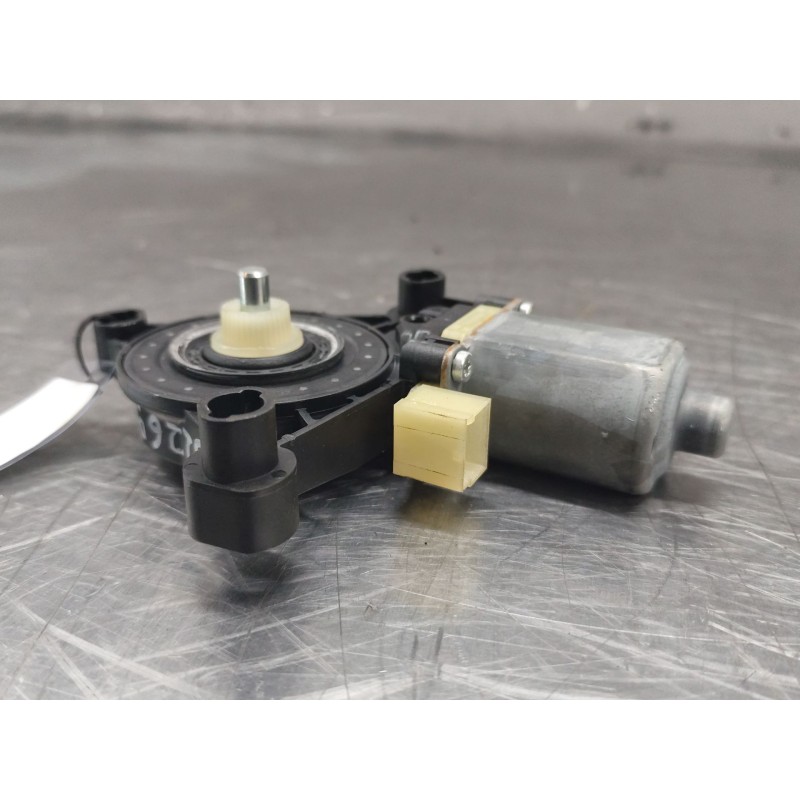 Recambio de motor elevalunas delantero derecho para audi q3 (f3b) 35 tdi quattro referencia OEM IAM 5Q0959801C  