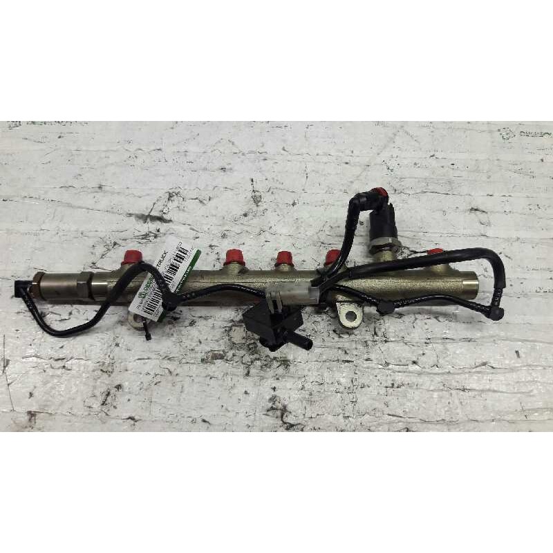 Recambio de rampa inyectora para nissan primera berlina (p12) acenta referencia OEM IAM 7700114017 0445214024 BOSCH - Negro 2