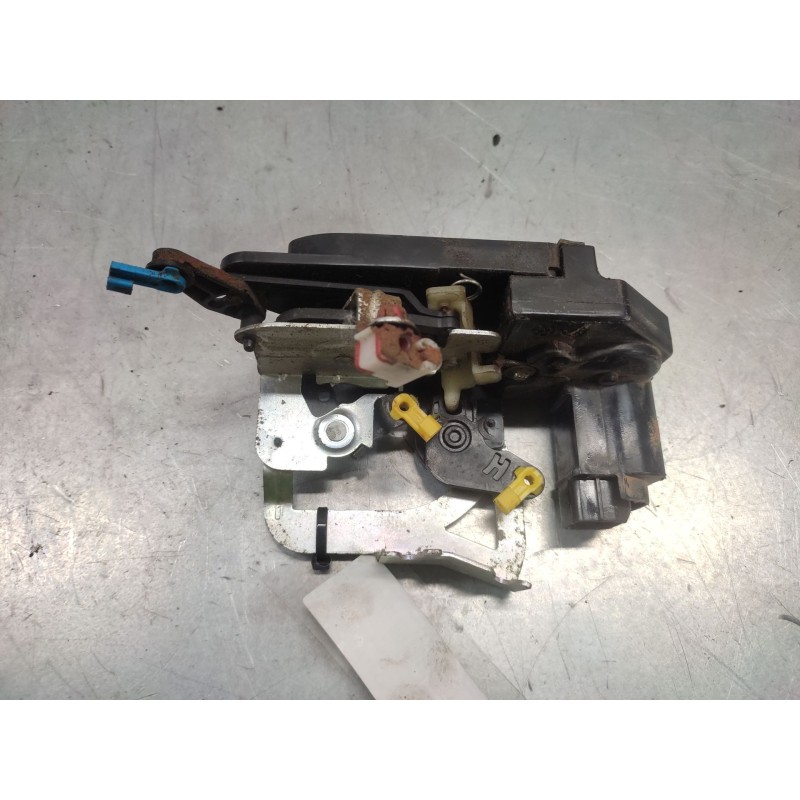 Recambio de cerradura puerta delantera derecha para ssangyong kyron 270 xdi limited 4wd referencia OEM IAM  5 PINS 2