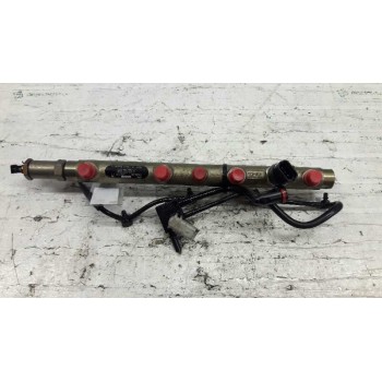 Recambio de rampa inyectora para nissan primera berlina (p12) acenta referencia OEM IAM 7700114017 0445214024 BOSCH