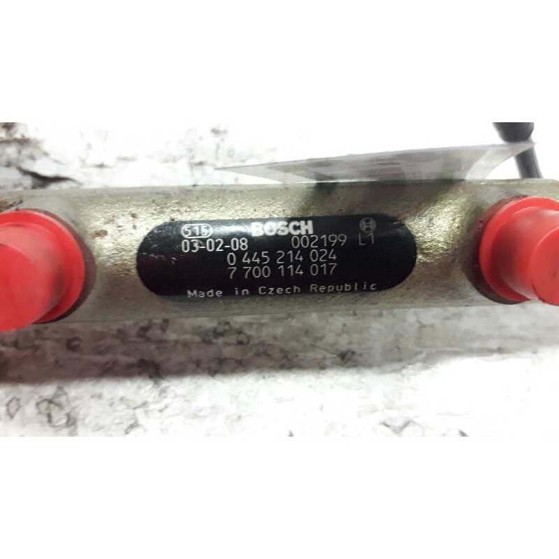 Recambio de rampa inyectora para nissan primera berlina (p12) acenta referencia OEM IAM 7700114017 0445214024 BOSCH - Negro 4