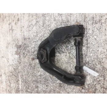 BRAZO SUSPENSION SUPERIOR DELANTERO DERECHO 