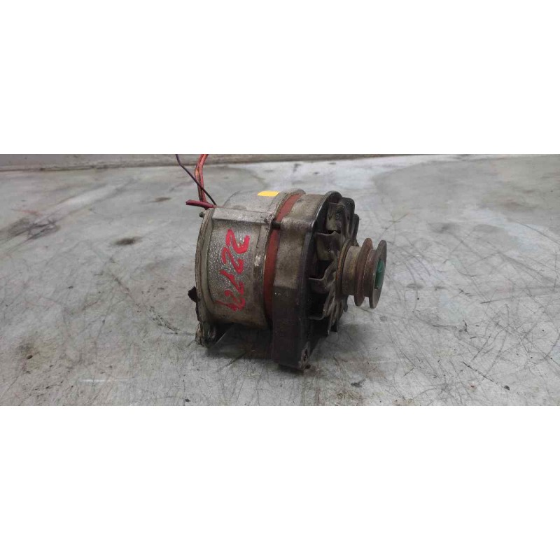 Recambio de alternador para renault 4 berlina/familiar/furgoneta gtl (r 1128) referencia OEM IAM 8200300846 14V 16/35A BOSCH - Rojo
