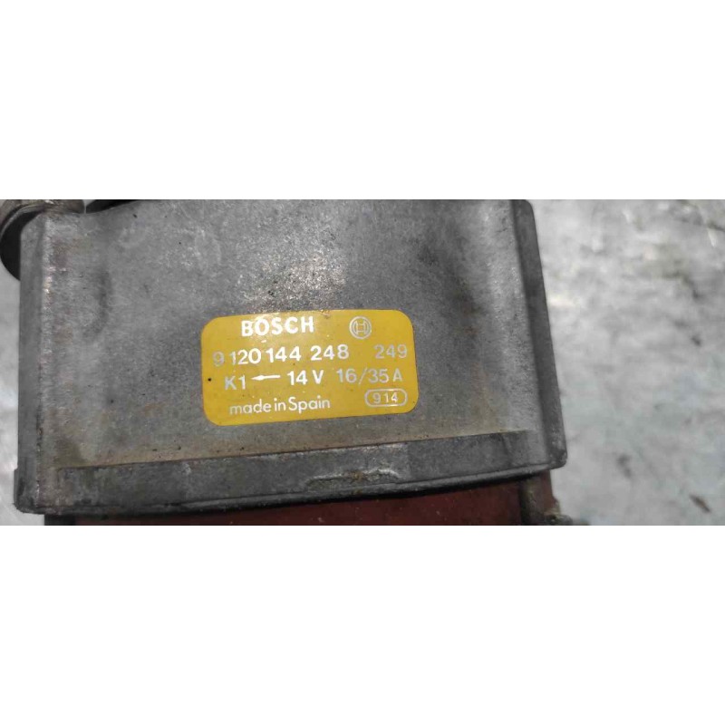 Recambio de alternador para renault 4 berlina/familiar/furgoneta gtl (r 1128) referencia OEM IAM 8200300846 14V 16/35A BOSCH - Rojo 4