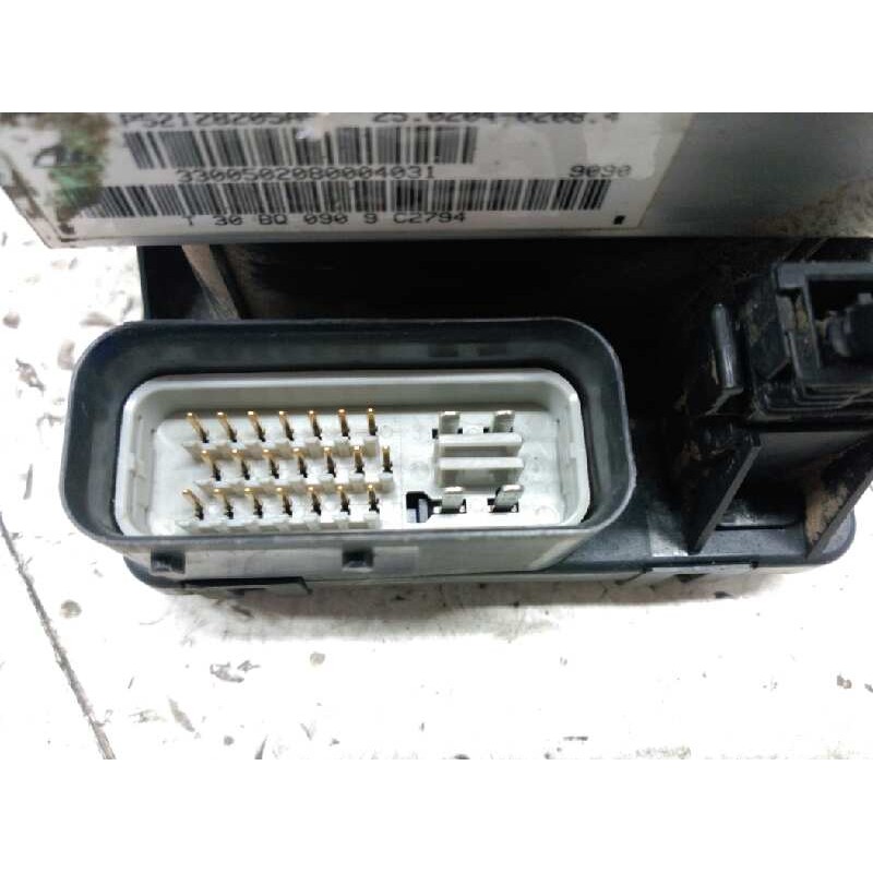 Recambio de abs para chrysler jeep gr.cherokee (wj/wg) 3.1 td laredo referencia OEM IAM 56041022DB - Negro 5