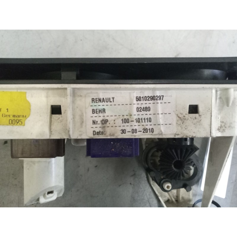 Recambio de mando calefaccion / aire acondicionado para renault magnum ab diesel referencia OEM IAM 5010290297 - Blanco 2