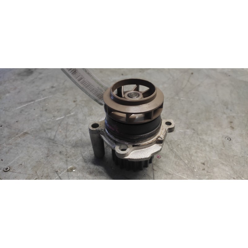 Recambio de bomba agua para volkswagen passat variant (3c5) advance referencia OEM IAM - Rojo 3