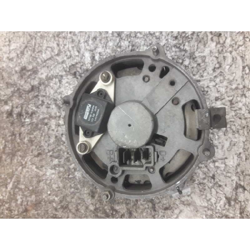 Recambio de alternador para volkswagen golf i (171/173) gti referencia OEM IAM 0120489535 LRA301 LUCAS 4