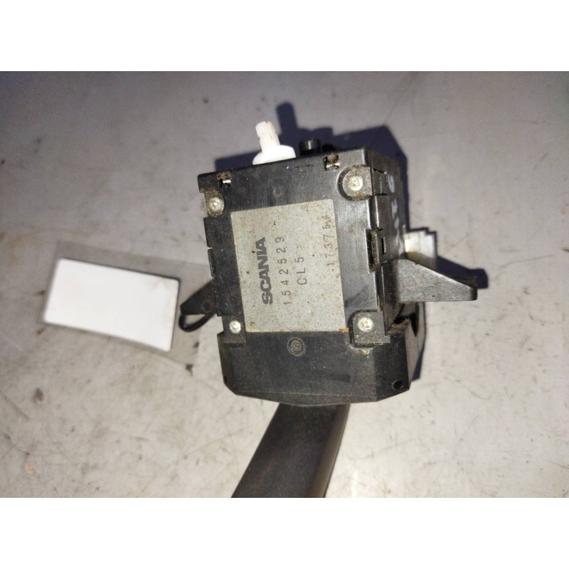 Recambio de mando limpia para scania serie p/g/r (c-clase) 15.6 diesel referencia OEM IAM 1542529 - Blanco 2