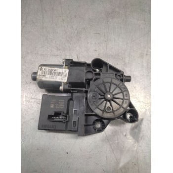 MOTOR ELEVALUNAS TRASERO IZQUIERDO 827310004R 