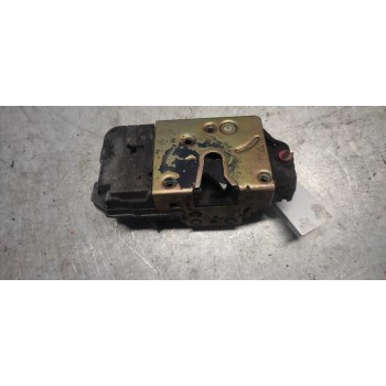 CERRADURA PUERTA TRASERA DERECHA 4 PINS 