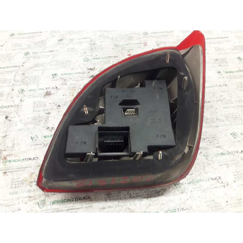 Recambio de piloto trasero izquierdo para ford fiesta berlina básico referencia OEM IAM - Gris 2