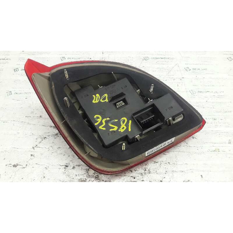 Recambio de piloto trasero derecho para ford fiesta berlina básico referencia OEM IAM 96FG13N004AA - Azul 2