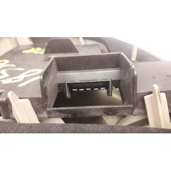 Recambio de piloto trasero derecho para ford fiesta berlina básico referencia OEM IAM 96FG13N004AA  