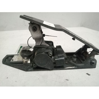 Recambio de pedal acelerador para renault magnum ab diesel referencia OEM IAM 7421111164  