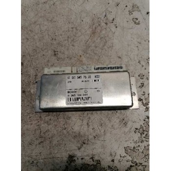 Recambio de centralita asr para mercedes-benz clase e (w210) berlina 240 (210.061) referencia OEM IAM 0265109052 0175457332 