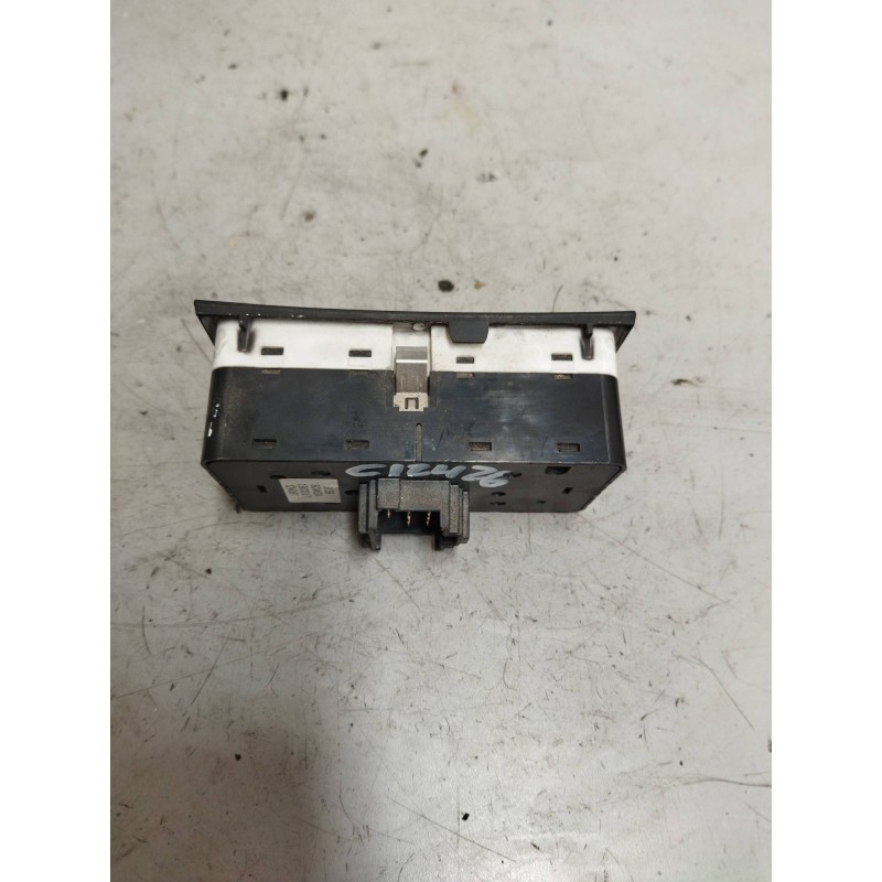 Recambio de mando luces para scania serie p/g/r (c-clase) 15.6 diesel referencia OEM IAM 1900317 - Blanco 3