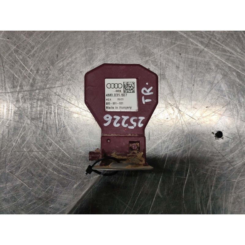 Recambio de antena para audi q3 (f3b) 35 tdi quattro referencia OEM IAM 4M0035507  