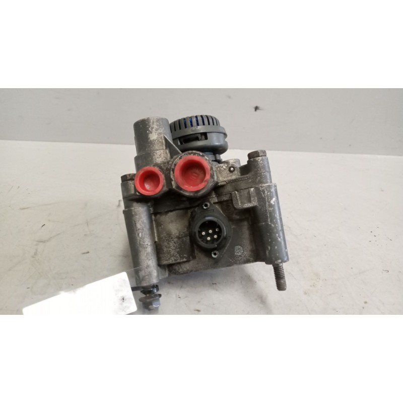 Recambio de valvula aire para mercedes-benz actros 2/3 2 - ejes / 6 cil. 12.0 v6 diesel (om 501 la) referencia OEM IAM 005429694 - Blanco 4