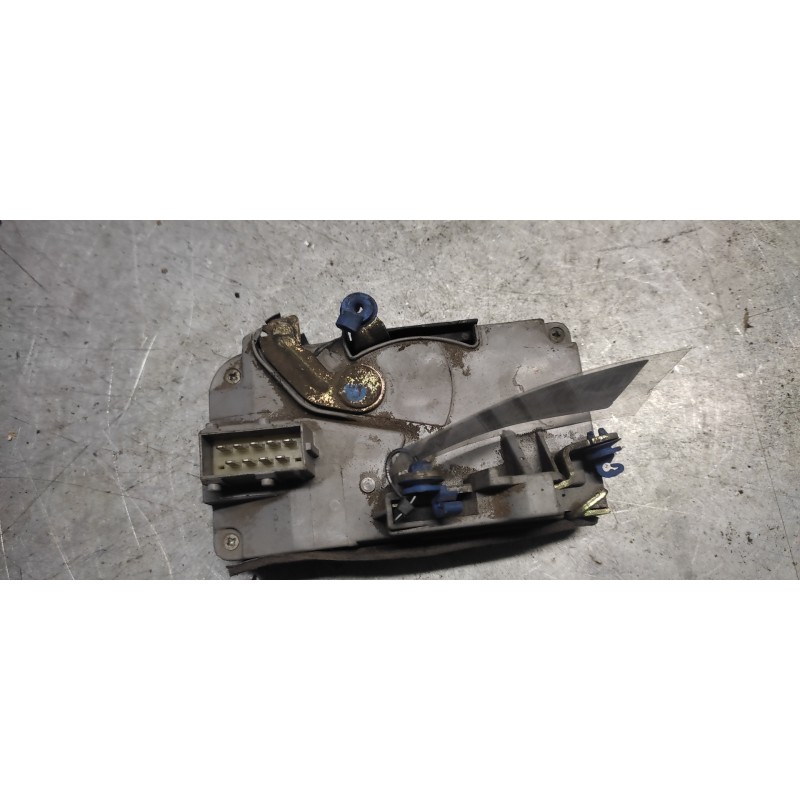 Recambio de cerradura puerta delantera izquierda para citroën xantia berlina 2.0 hdi activa referencia OEM IAM  9PINS 2