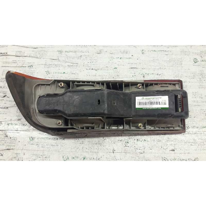Recambio de piloto trasero izquierdo para ford sierra berlina clx referencia OEM IAM  83BG13N004 2