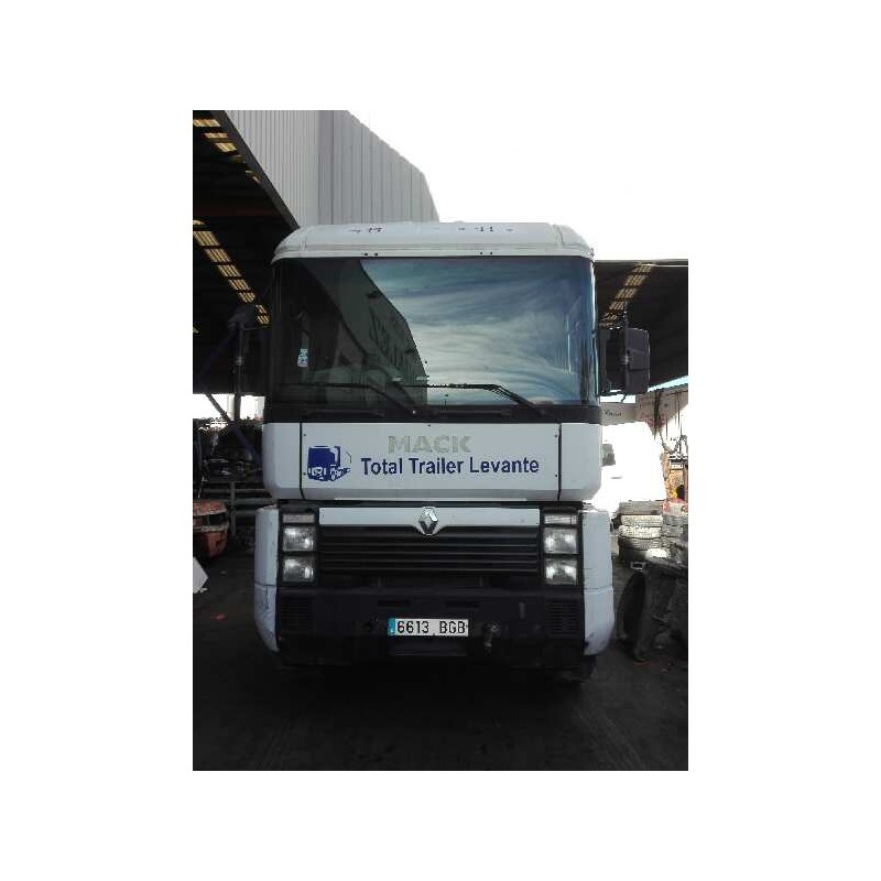 RENAULT MAGNUM E-TECH 2000 
