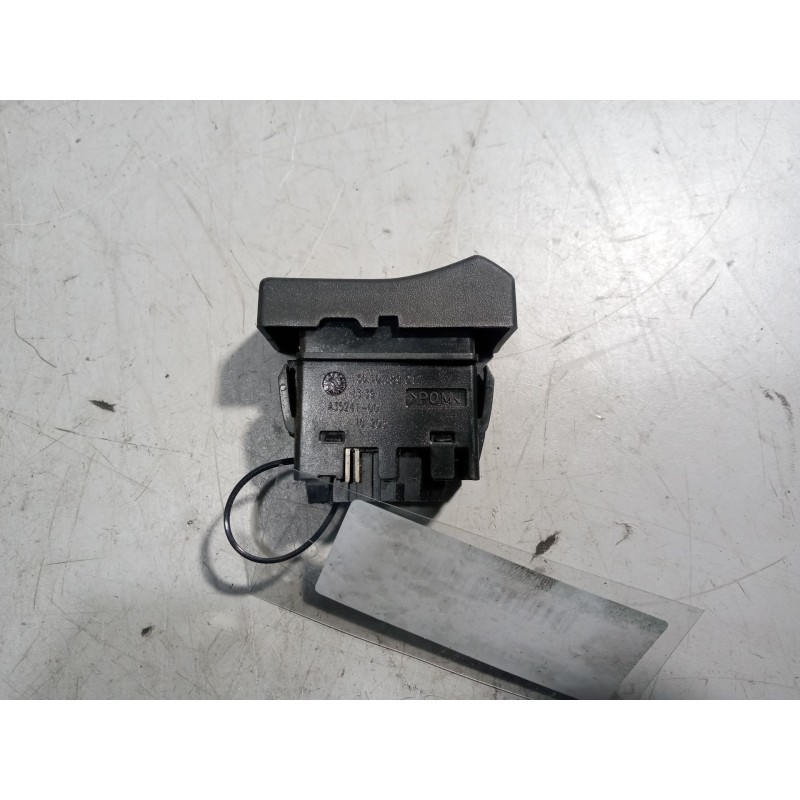Recambio de interruptor para renault magnum ab diesel referencia OEM IAM 5010589017 - Blanco 3