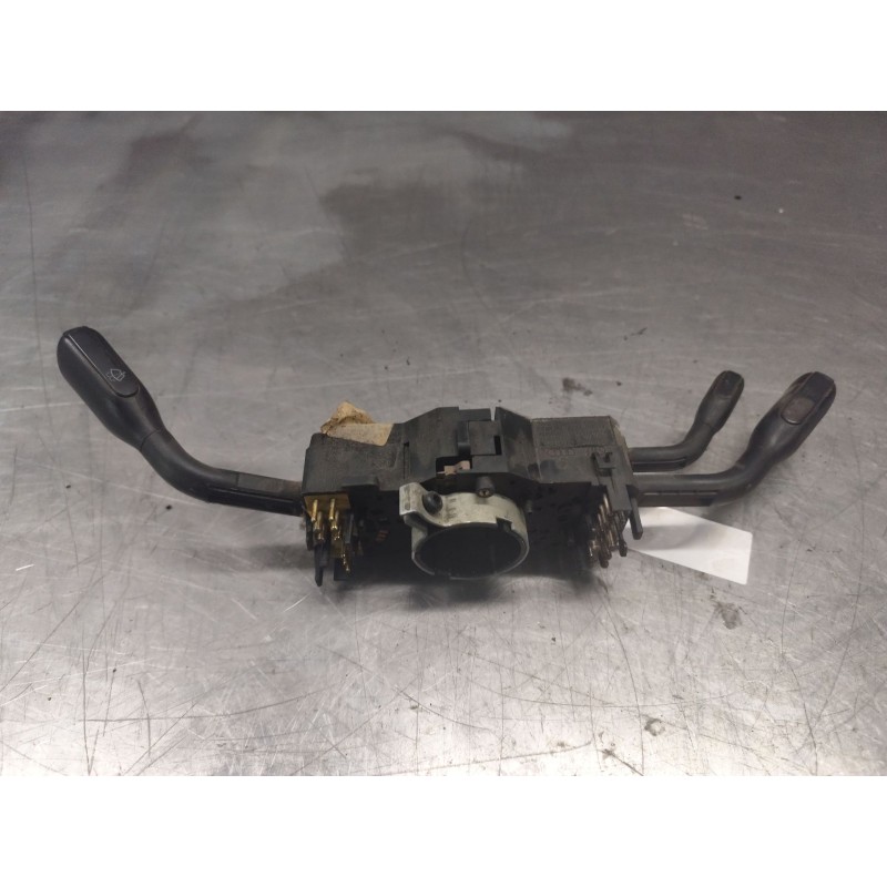 Recambio de mando multifuncion para audi a4 berlina (b5) 1.8 referencia OEM IAM 4D0953513  