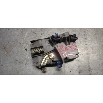 Recambio de cerradura puerta delantera derecha para citroën xantia berlina 2.0 hdi activa referencia OEM IAM  9PINS 