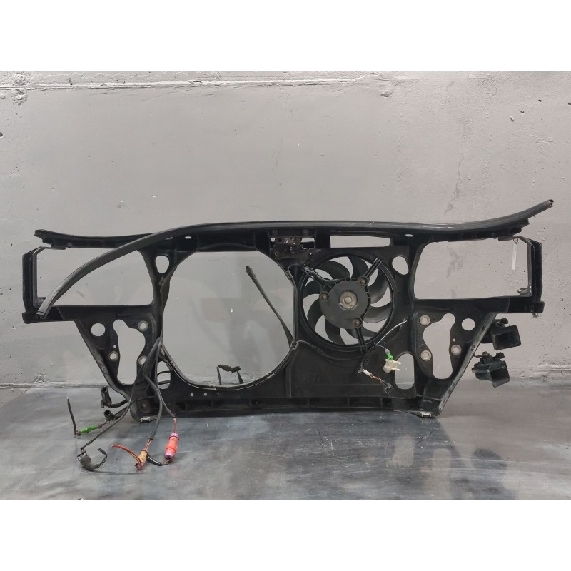 Recambio de panel frontal para audi a4 berlina (b5) 1.8 referencia OEM IAM 4