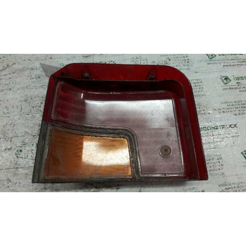 Recambio de piloto trasero derecho para peugeot 205 berlina 1.4 generation referencia OEM IAM  TULIPA DERECHA 2