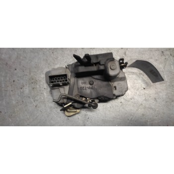 Recambio de cerradura puerta delantera derecha para citroën xsara berlina 1.4 referencia OEM IAM   6 PINS