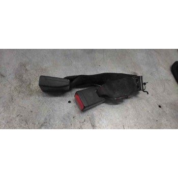 ENGANCHE DE CINTURON TRASERO CENTRAL 7266351 