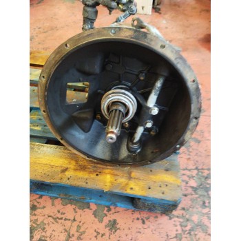 Recambio de caja cambios para nissan trucks l35.09 ... referencia OEM IAM S542 1307052015 07101149-0