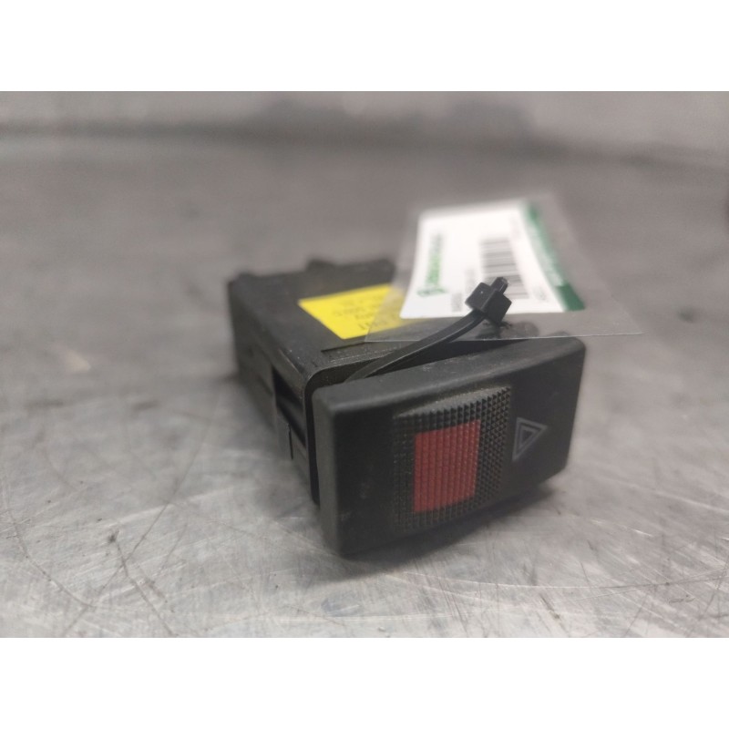 Recambio de warning para audi a4 berlina (b5) 1.8 referencia OEM IAM 8D0941509C  