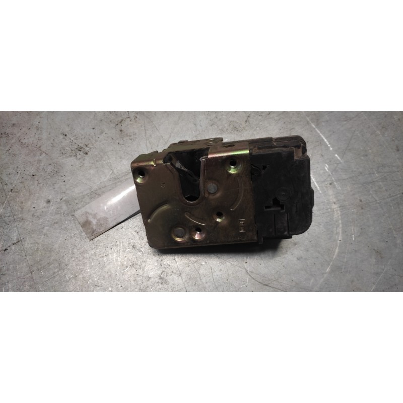 Recambio de cerradura puerta delantera derecha para citroën xsara berlina 1.4 referencia OEM IAM   6 PINS