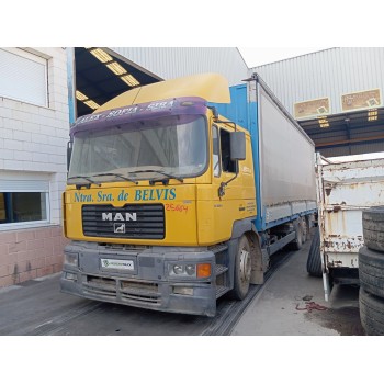 man f 2000 23./26.xxx del año 2002