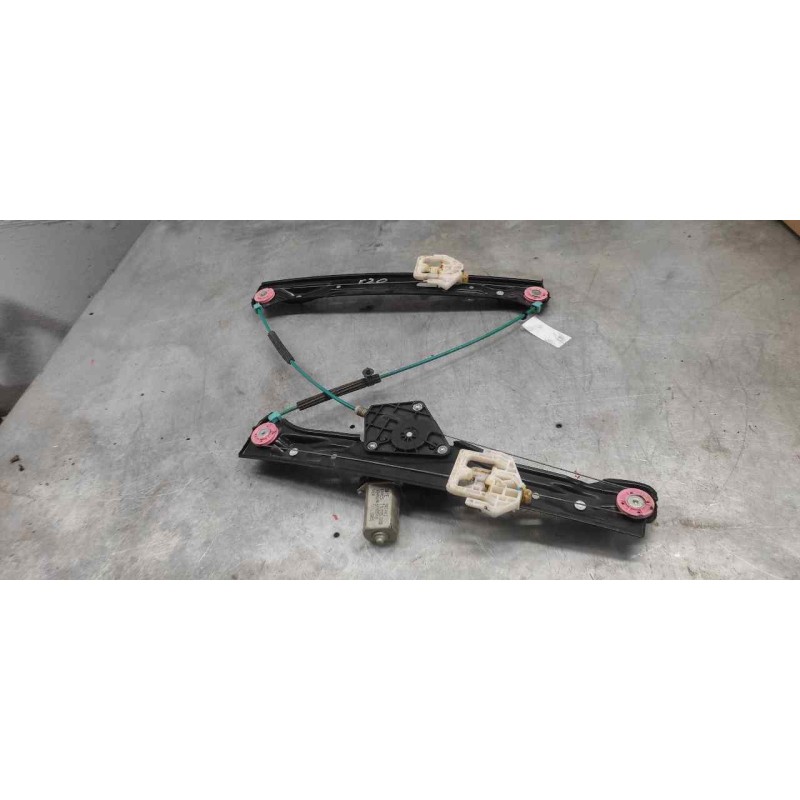 Recambio de elevalunas delantero izquierdo para bmw serie 1 lim. (f20) 118d referencia OEM IAM 71015003 5 PINS 3