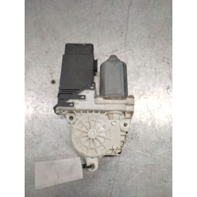 Recambio de motor elevalunas delantero derecho para volkswagen golf iv berlina (1j1) 1.4 16v referencia OEM IAM 101434202 5