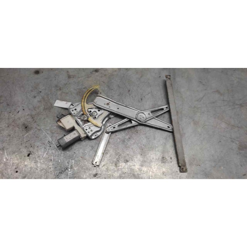 Recambio de elevalunas delantero derecho para toyota avensis berlina (t25) 2.2 d-4d executive sedán (4-ptas.) referencia OEM IAM - Gris 2