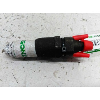 Recambio de inyector para mercedes-benz vito (w638) caja cerrada referencia OEM IAM KCA27S55  