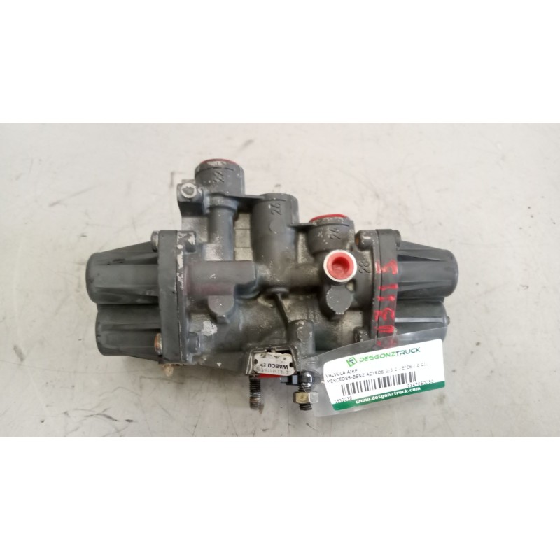 Recambio de valvula aire para mercedes-benz actros 2/3 2 - ejes / 6 cil. 12.0 v6 diesel (om 501 la) referencia OEM IAM 934705005 - Blanco