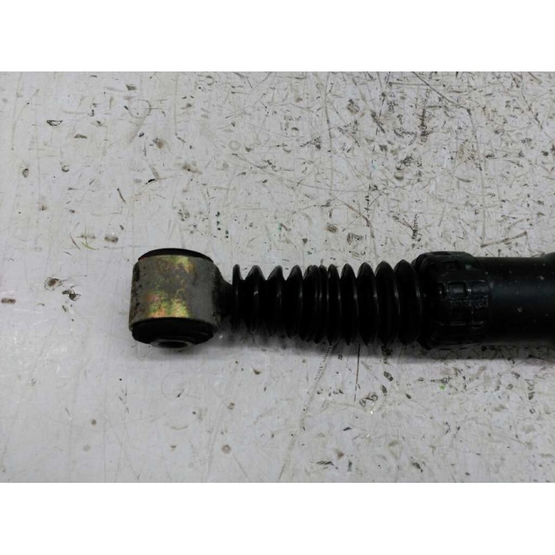Recambio de amortiguador trasero derecho para peugeot expert kombi confort acristaldo (5 asientos) referencia OEM IAM - Blanco 2