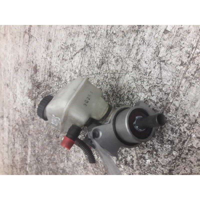 Recambio de bomba freno para daewoo kalos 1.4 sr referencia OEM IAM DAC8029DAK1 427962963 2