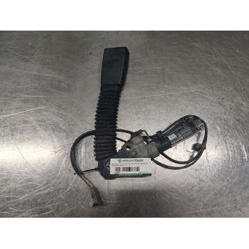 Recambio de enganche de cinturon delantero derecho para mini mini (r56) one referencia OEM IAM 610183700E 610182300C 