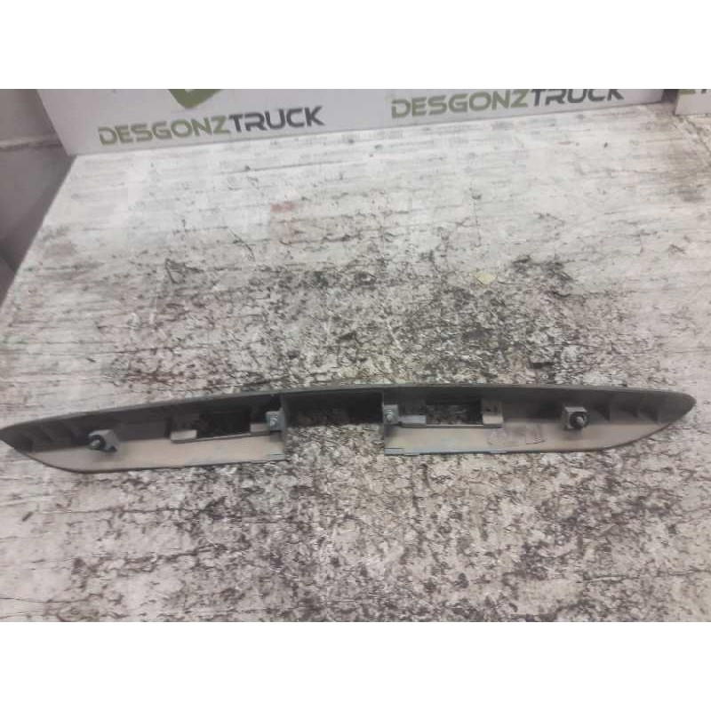 Recambio de asidero porton maletero para daewoo tacuma se referencia OEM IAM 96310352 - Verde 2