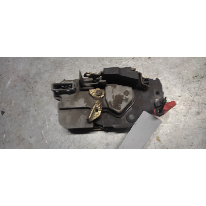 Recambio de cerradura puerta trasera derecha para citroën xsara berlina 1.4 referencia OEM IAM   4 PINS 2