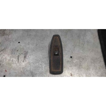 MANDO ELEVALUNAS DELANTERO DERECHO 920810701 3 PINS 