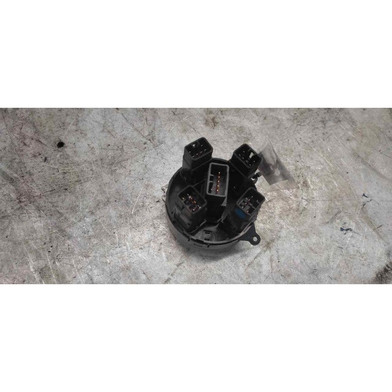 Recambio de warning para ssangyong kyron 270 xdi limited 4wd referencia OEM IAM 8520109051HCH 3