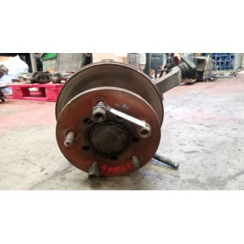 Recambio de buje delantero para nissan cabstar 01.04  3.0 diesel referencia OEM IAM   